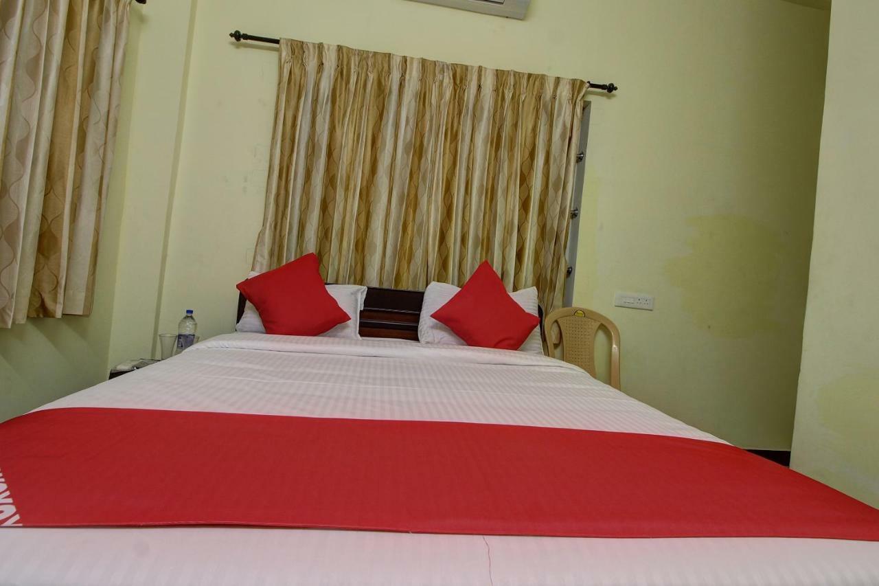 Oyo 42678 Hotel Vasantha Bhavanam Saver Коимбатур Экстерьер фото