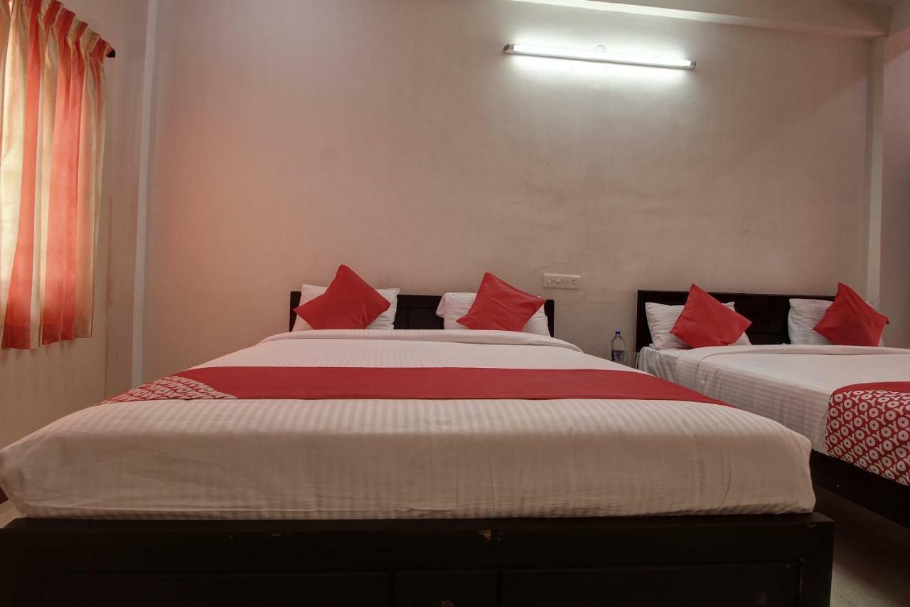Oyo 42678 Hotel Vasantha Bhavanam Saver Коимбатур Экстерьер фото